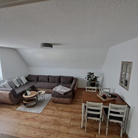 Wunderschoenes 2 Zimmer Apartment Inkl. Parkplatz Asbach  Extérieur photo