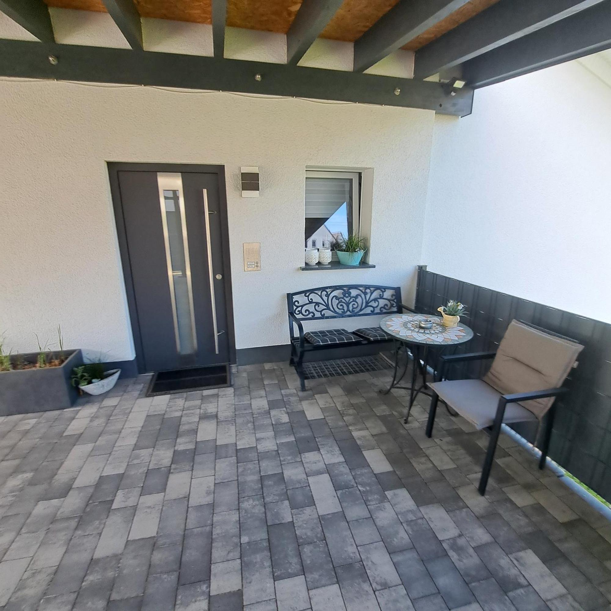 Wunderschoenes 2 Zimmer Apartment Inkl. Parkplatz Asbach  Extérieur photo