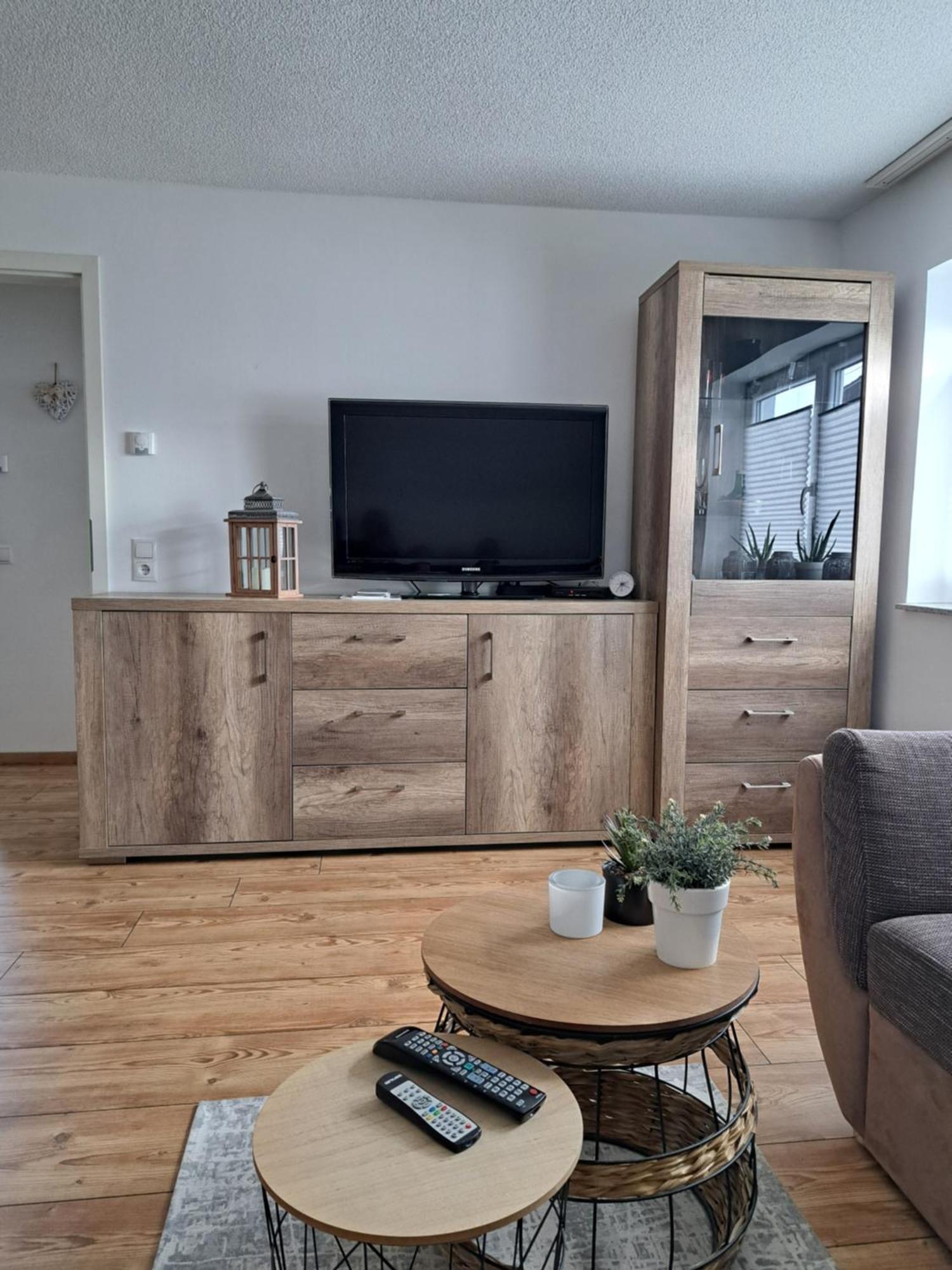 Wunderschoenes 2 Zimmer Apartment Inkl. Parkplatz Asbach  Extérieur photo
